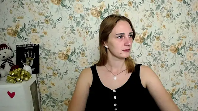 Snapshot of Milana_Cutie_ chatting on 10-02-25, 05:47 Milana Cutie online show from 10-02-25, 05:47