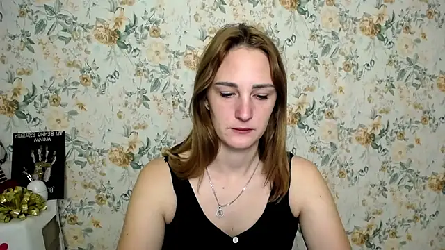 Snapshot of Milana_Cutie_ chatting on 10-06-25, 05:49 Milana Cutie online show from 10-06-25, 05:49
