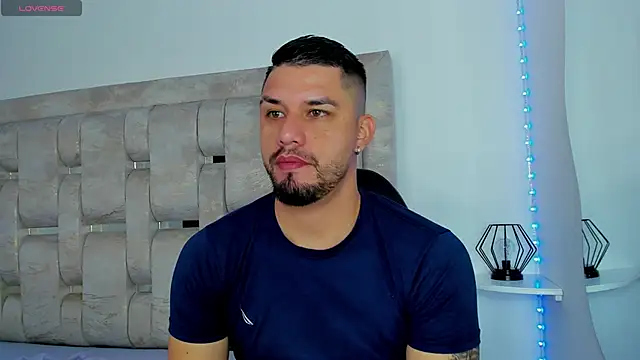 Snapshot of Jacob19_ chatting on 09-22-25, 11:34 Jacob19 online show from 09-22-25, 11:34