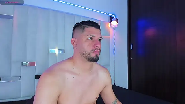 Snapshot of Jacob19_ chatting on 09-23-25, 11:46 Jacob19 online show from 09-23-25, 11:46