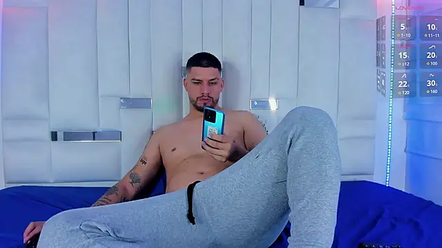 Snapshot of Jacob19_ chatting on 11-04-25, 03:16 Jacob19 online show from 11-04-25, 03:16