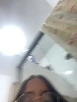 loirinhaaa online show from 02-05-26, 02:49