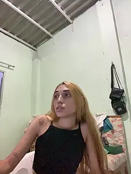 loirinhaaa online show from 03-06-26, 09:11