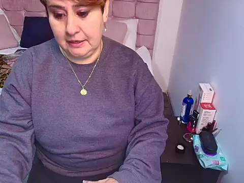 Snapshot of Sasharosee2 chatting on 09-18-25, 11:56 Sasharosee2 online show from 09-18-25, 11:56