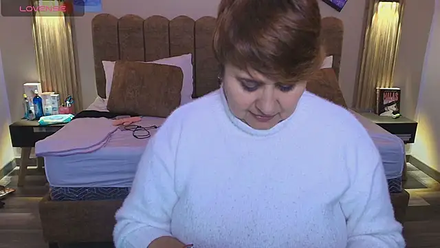 Snapshot of Sasharosee2 chatting on 09-30-25, 12:10 Sasharosee2 online show from 09-30-25, 12:10