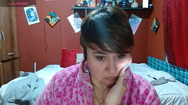 Snapshot of Sasharosee2 chatting on 10-08-25, 12:03 Sasharosee2 online show from 10-08-25, 12:03