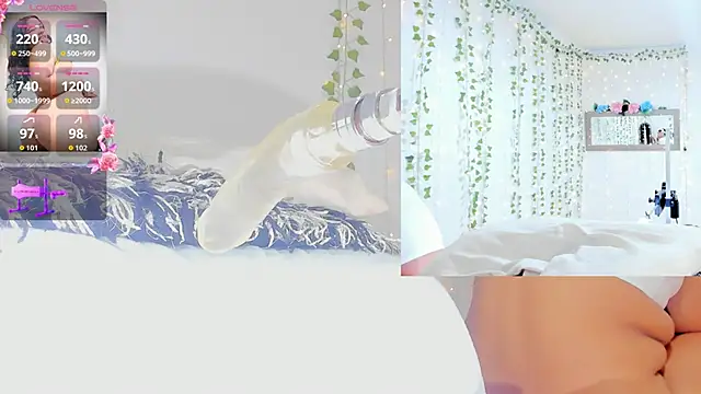 Ashley  Jones   online show from 04-09-26, 09:04