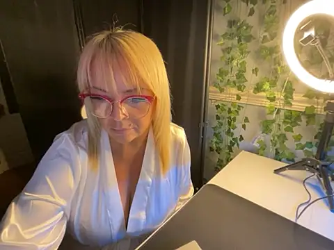 BonnyDesire online show from 03-20-26, 08:25