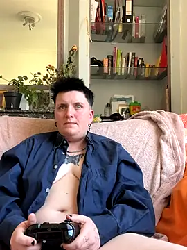 Snapshot of captaine_pioupiou chatting on 09-18-25, 10:17 captaine pioupiou online show from 09-18-25, 10:17