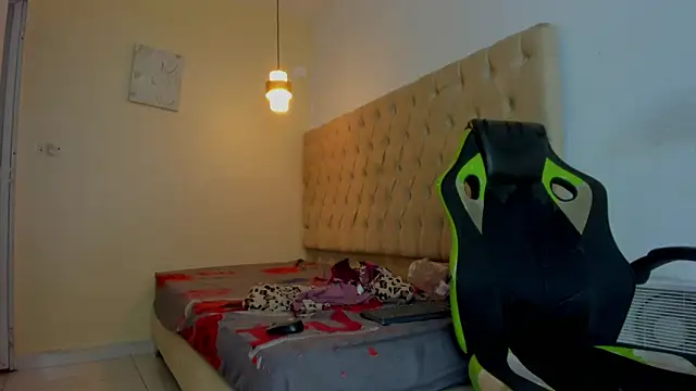 Naomis 35 online show from 01-14-26, 11:31