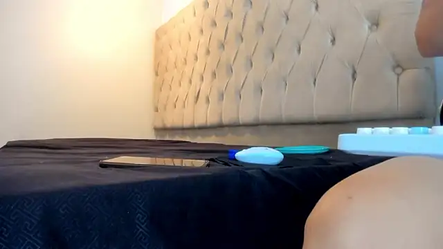 Naomis 35 online show from 02-23-26, 07:44