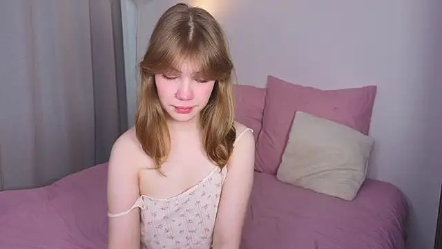 pienaple online show from 02-25-26, 04:11