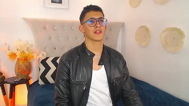 SalvadorFit online show from 09-18-25, 09:17