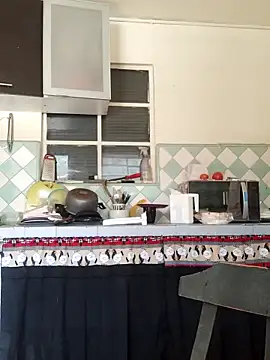 Vale stone  online show from 04-07-26, 05:24