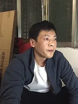 pualldu online show from 11-10-25, 01:43