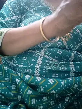 Snapshot of Jeya_thakur chatting on 05-10-26, 05:56 Jeya thakur online show from 05-10-26, 05:56