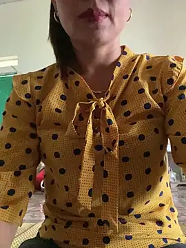 Milky-milk online show from 04-21-26, 12:23