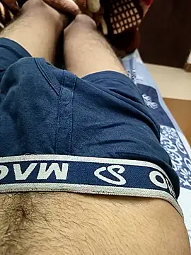 king boy070 online show from 12-21-25, 07:48