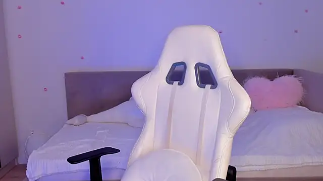 CrystalSoul  online show from 11-22-25, 03:00