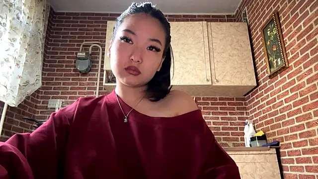 EmmaLeexth online show from 03-30-26, 10:38