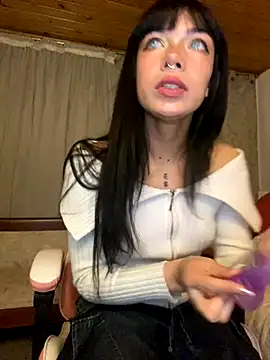Snapshot of ninacaat chatting on 09-25-25, 12:14 ninacaat online show from 09-25-25, 12:14