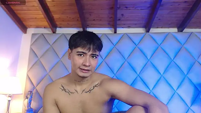 Clement Reyes online show from 11-09-25, 01:31