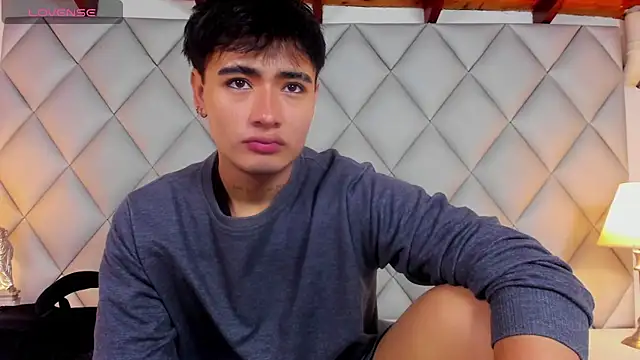 Clement Reyes online show from 11-27-25, 01:46