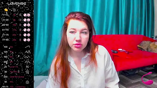 LillyLover  online show from 10-10-25, 12:42