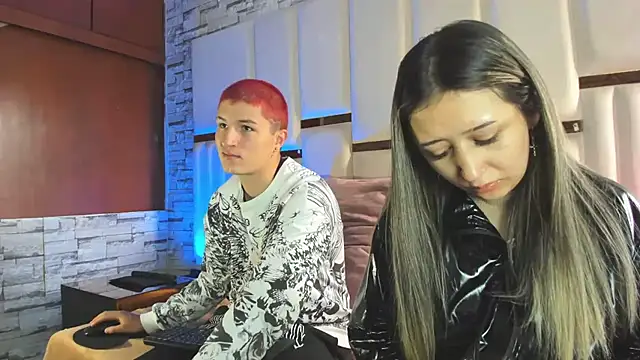 ANLLELOAndANGELA online show from 04-01-26, 03:31