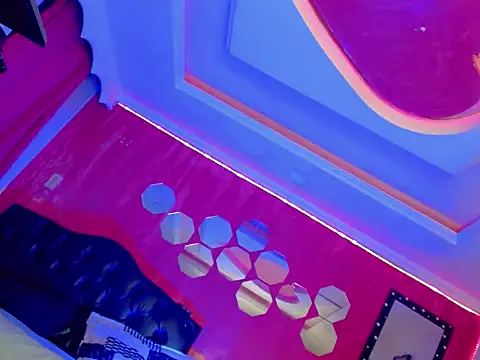 Julia Bulette1 online show from 09-28-25, 02:39