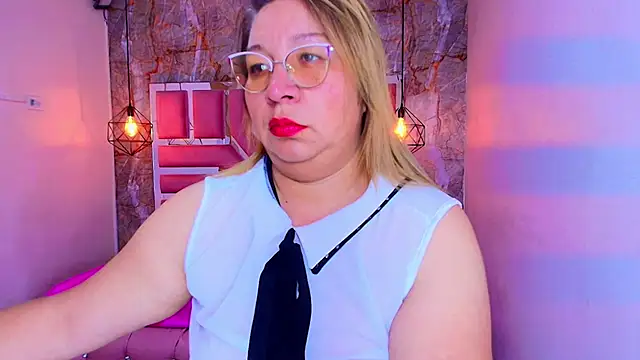 MaylinRosse  online show from 01-31-26, 07:12