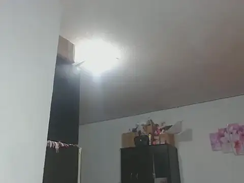 Snapshot of scarlett__jonnes chatting on 11-28-25, 11:29 scarlett jonnes online show from 11-28-25, 11:29