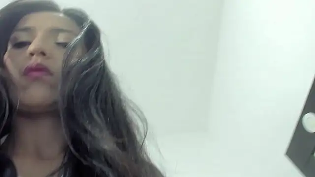 misshidalgo online show from 10-09-25, 03:37