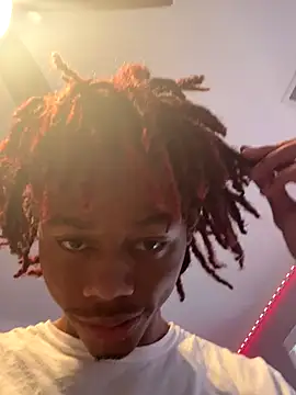 Snapshot of Zayinc chatting on 09-18-25, 07:38 Zayinc online show from 09-18-25, 07:38