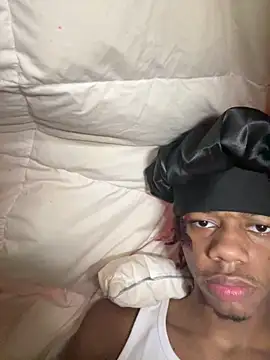 Snapshot of Zayinc chatting on 09-20-25, 05:30 Zayinc online show from 09-20-25, 05:30