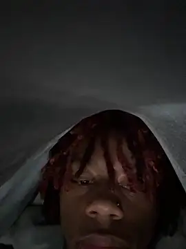 Snapshot of Zayinc chatting on 10-09-25, 07:28 Zayinc online show from 10-09-25, 07:28