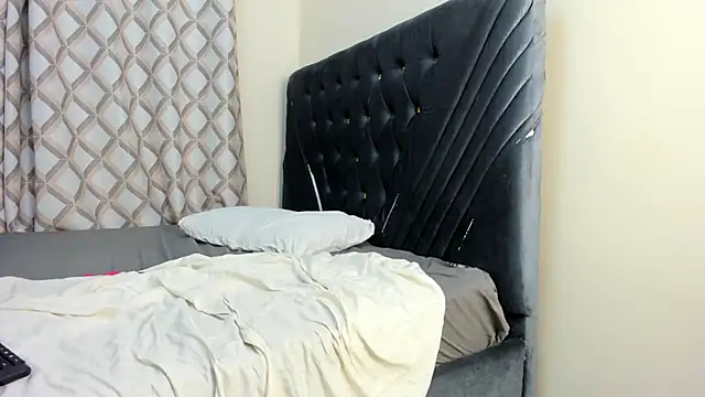 Snapshot of Pretty_Ebony_Doll chatting on 04-26-26, 07:55 Pretty Ebony Doll online show from 04-26-26, 07:55