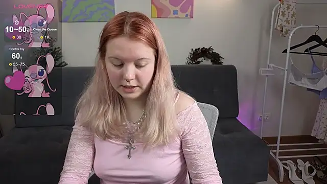 RoseThomas  online show from 12-21-25, 10:00