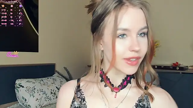 MaliaBourraine online show from 04-17-26, 12:30