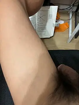 Snapshot of leeyoung_ chatting on 10-03-25, 02:47 leeyoung  online show from 10-03-25, 02:47