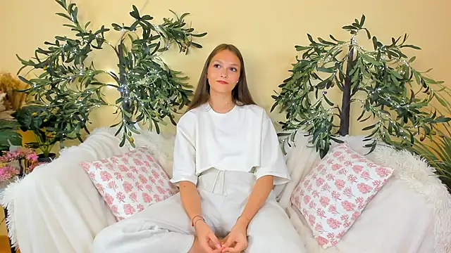 KailaTerres online show from 09-19-25, 08:27