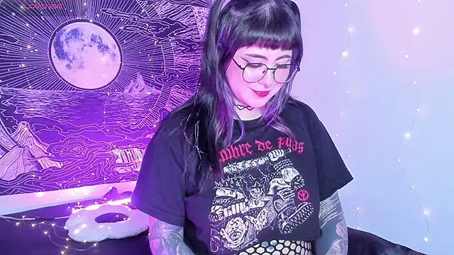 Hallucigenia  online show from 02-04-26, 12:38