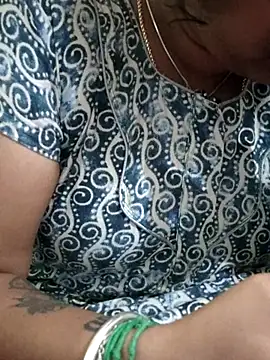 sweetqueen143 online show from 09-27-25, 04:12