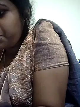 sweetqueen143 online show from 10-22-25, 02:23