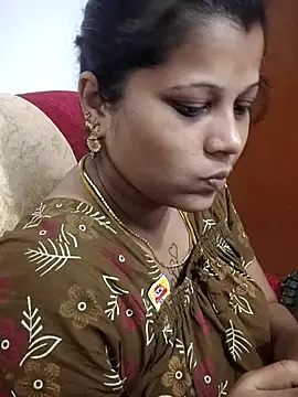 sweetqueen143 online show from 04-20-26, 02:58