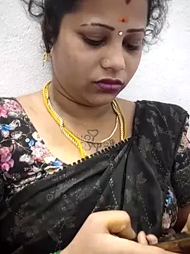 sweetqueen143 online show from 04-21-26, 05:58