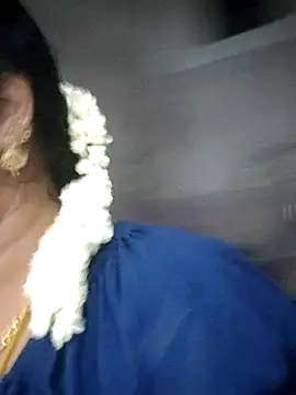 sweetqueen143 online show from 04-21-26, 06:01