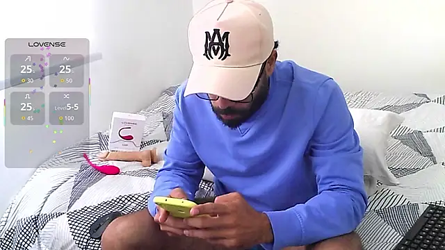 htrebor87 online show from 03-18-26, 04:32