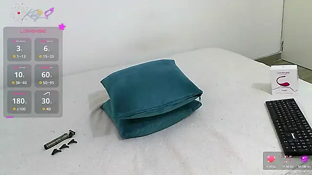 Snapshot of htrebor87 chatting on 04-17-26, 10:57 htrebor87 online show from 04-17-26, 10:57