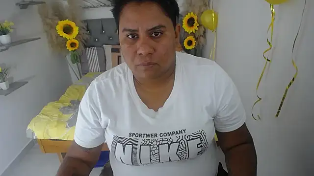 Snapshot of hotlesby_valery chatting on 09-24-25, 06:55 hotlesby valery online show from 09-24-25, 06:55